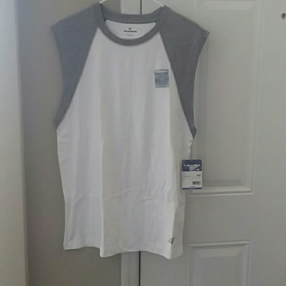 Mans NWT shirt